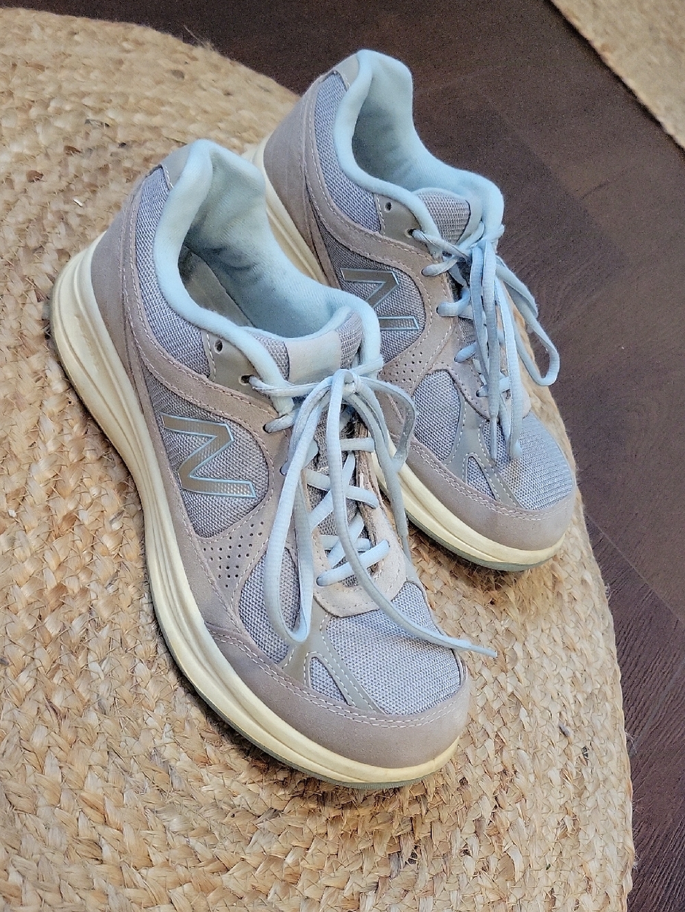New Balance Women's Light Gray and Pale Blue Running Shoes